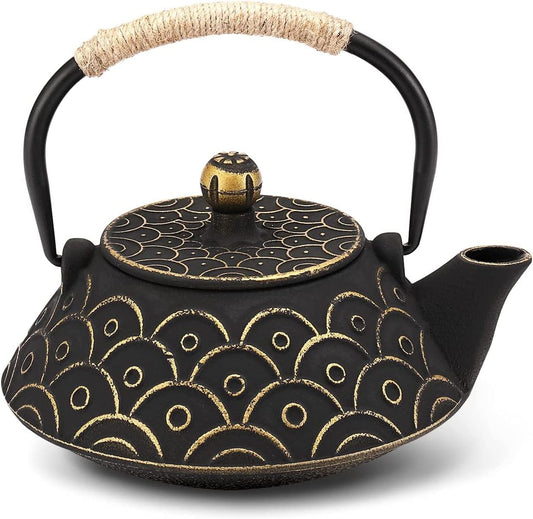 Black Cast Iron Teapot with Golden Scale Pattern: Elevate Your Beverage Experience